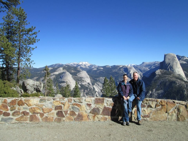 Peter & Amy Helweg
25th Anniv. pic from Yosemite